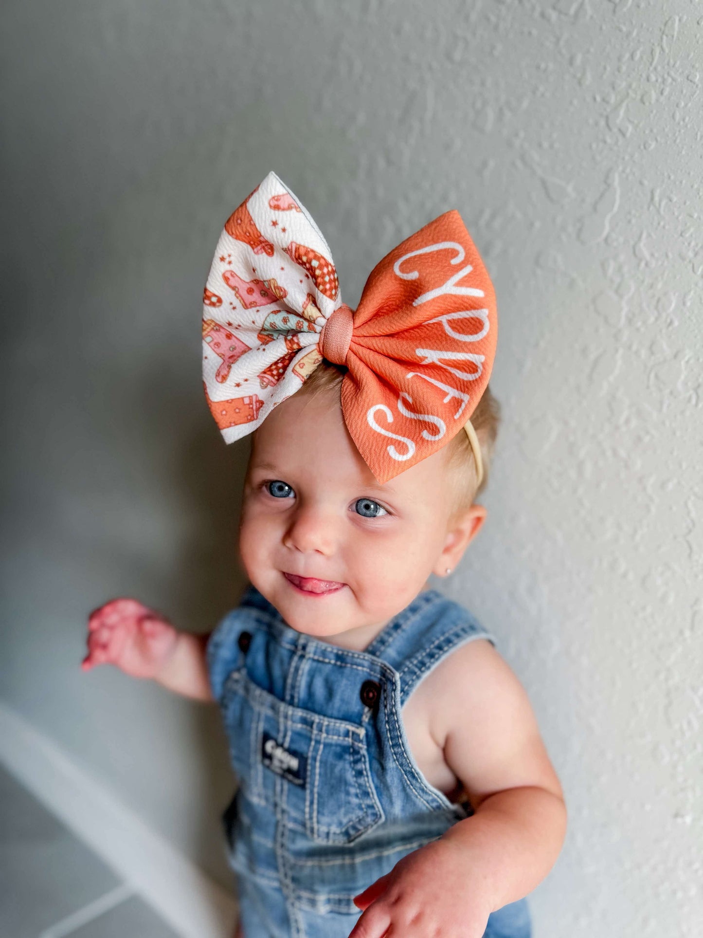 Spring 2025 - Custom Name Bows